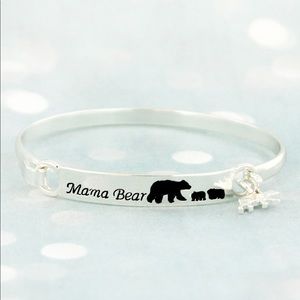 🌼 SALE 🌼 ........... MAMA BEAR BRACELET